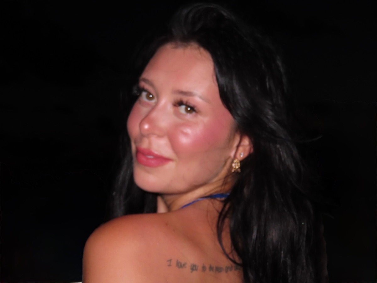 Kali Hooks, Esthetician, Skin & Brows