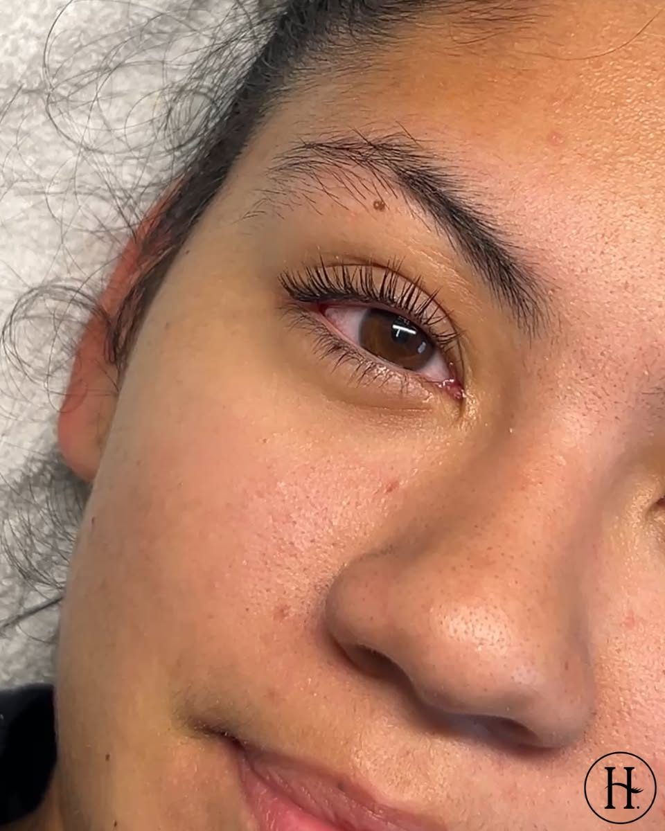 Volume lashes close-up